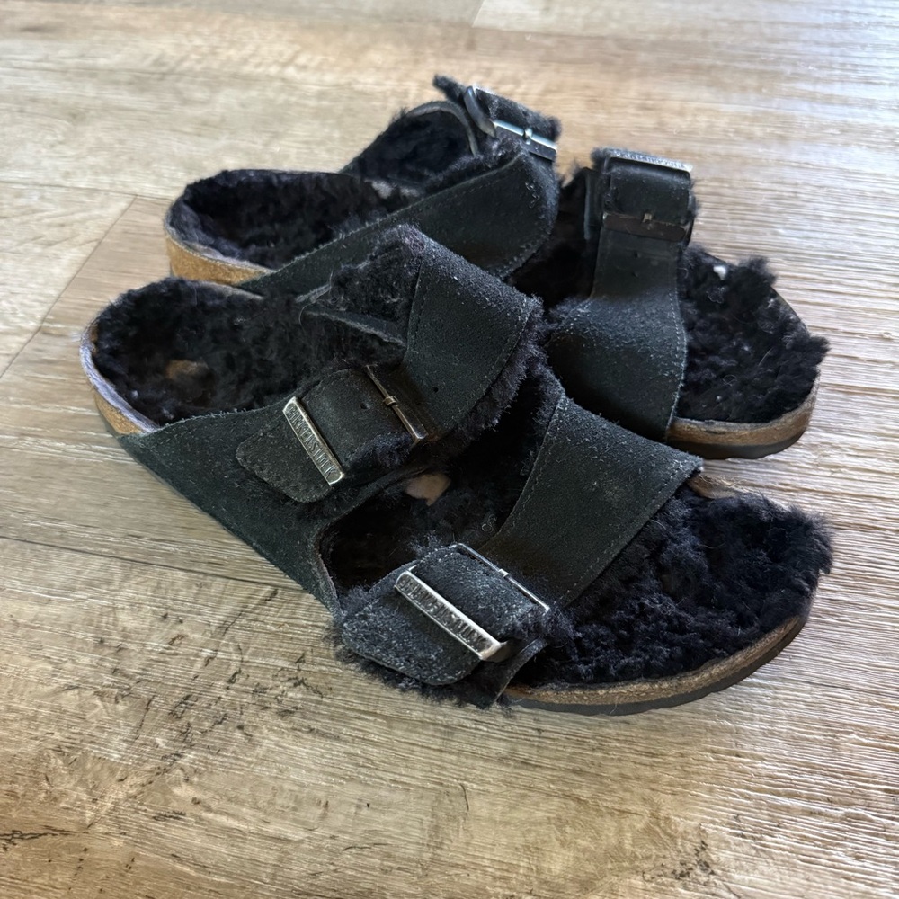 Birkenstock Arizona Shearling Women's Size 39 EU 8-8.5 US Black Fur Sandals